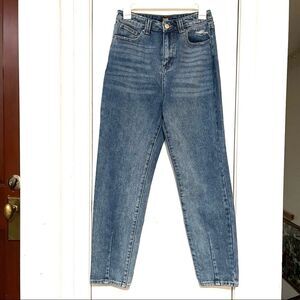 Simple Society High waisted mom jeans